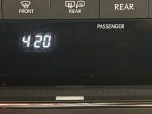 Used 2020 Lexus GX 460 Premium w/ Premium Package AWD/4WD image 33