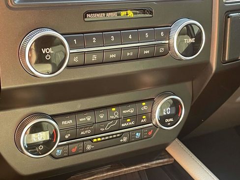 Used 2019 Ford Expedition Limited w/ Equipment Group 302A image 15