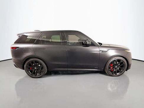 Used 2025 Land Rover Range Rover Sport Autobiography image 8