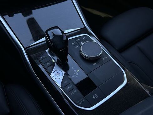 Used 2019 BMW 330i 330i w/ Convenience Package image 23