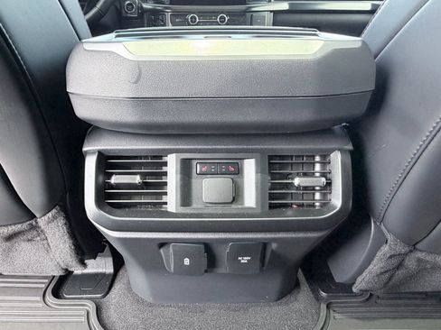 Used 2025 Ford F150 Raptor AWD/4WD image 30