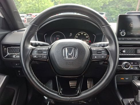 Used 2023 Honda Civic Sport image 19