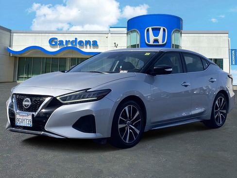 Used 2023 Nissan Maxima SV w/ Floor Mat Group image 3