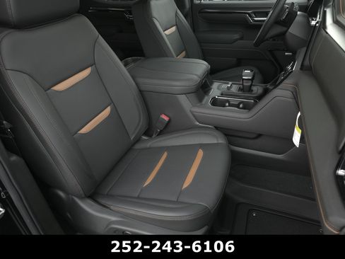 Used 2026 GMC Sierra 1500 AT4 w/ AT4 Premium Package AWD/4WD image 35