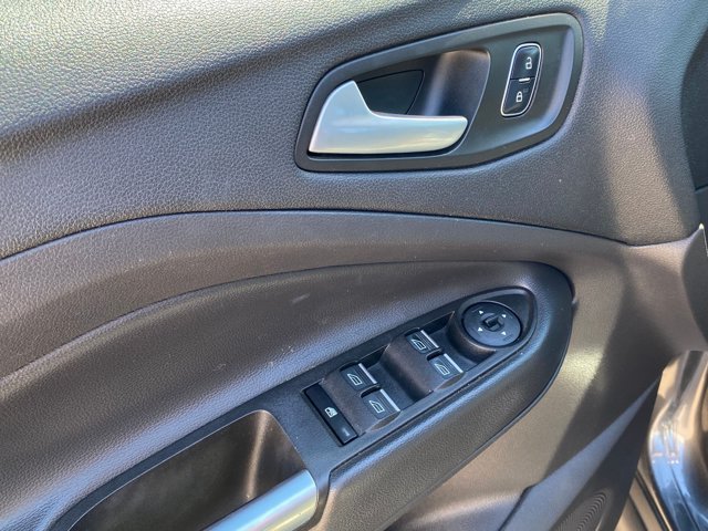 Used 2017 Ford C-MAX SE FWD image 10