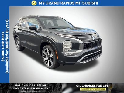 New 2025 Mitsubishi Outlander SEL