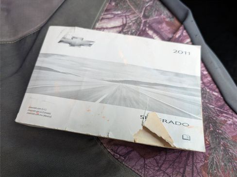 Used 2011 Chevrolet Silverado 1500 LS image 40