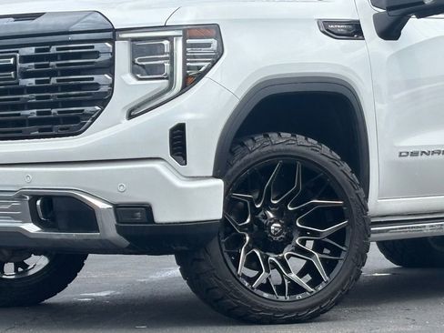 Used 2024 GMC Sierra 1500 Denali Ultimate image 2
