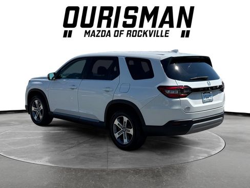 Used 2023 Honda Pilot EX-L image 4