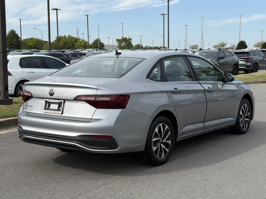 Used 2023 Volkswagen Jetta S FWD image 5