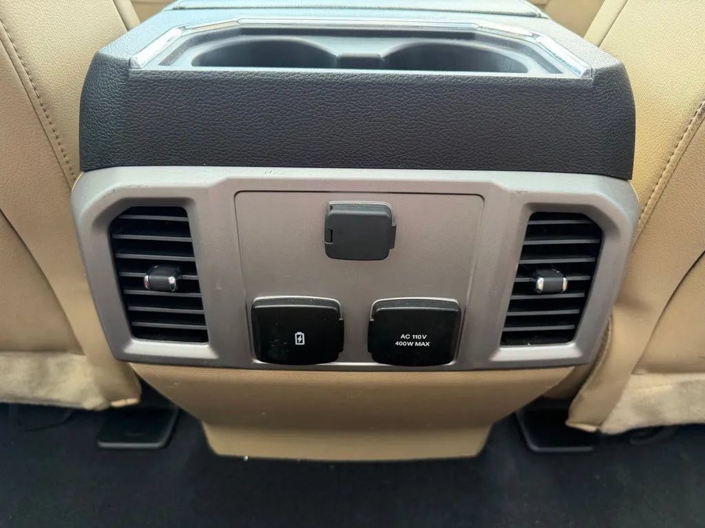 Used 2021 Ford F250 Lariat w/ Chrome Package AWD/4WD image 32