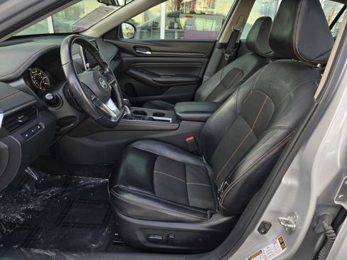 Used 2022 Nissan Altima 2.5 SR image 14