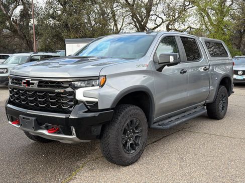 Used 2024 Chevrolet Silverado 1500 ZR2 w/ Technology Package image 1