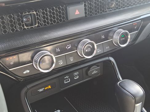 Used 2025 Honda CR-V EX-L image 19