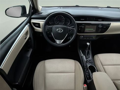 Used 2014 Toyota Corolla LE image 12