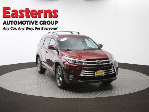Used 2019 Toyota Highlander Limited Platinum AWD/4WD image 56