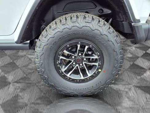 New 2026 Jeep Wrangler Unlimited Rubicon AWD/4WD image 21