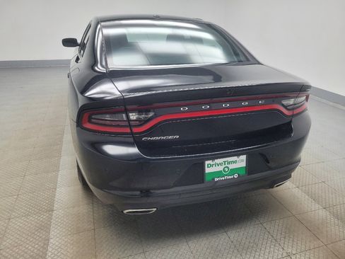 Used 2022 Dodge Charger SXT RWD image 6