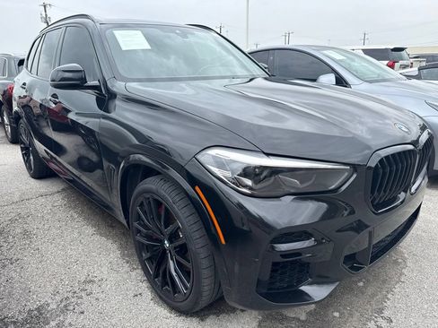Used 2023 BMW X5 sDrive40i w/ M Sport Package RWD image 3