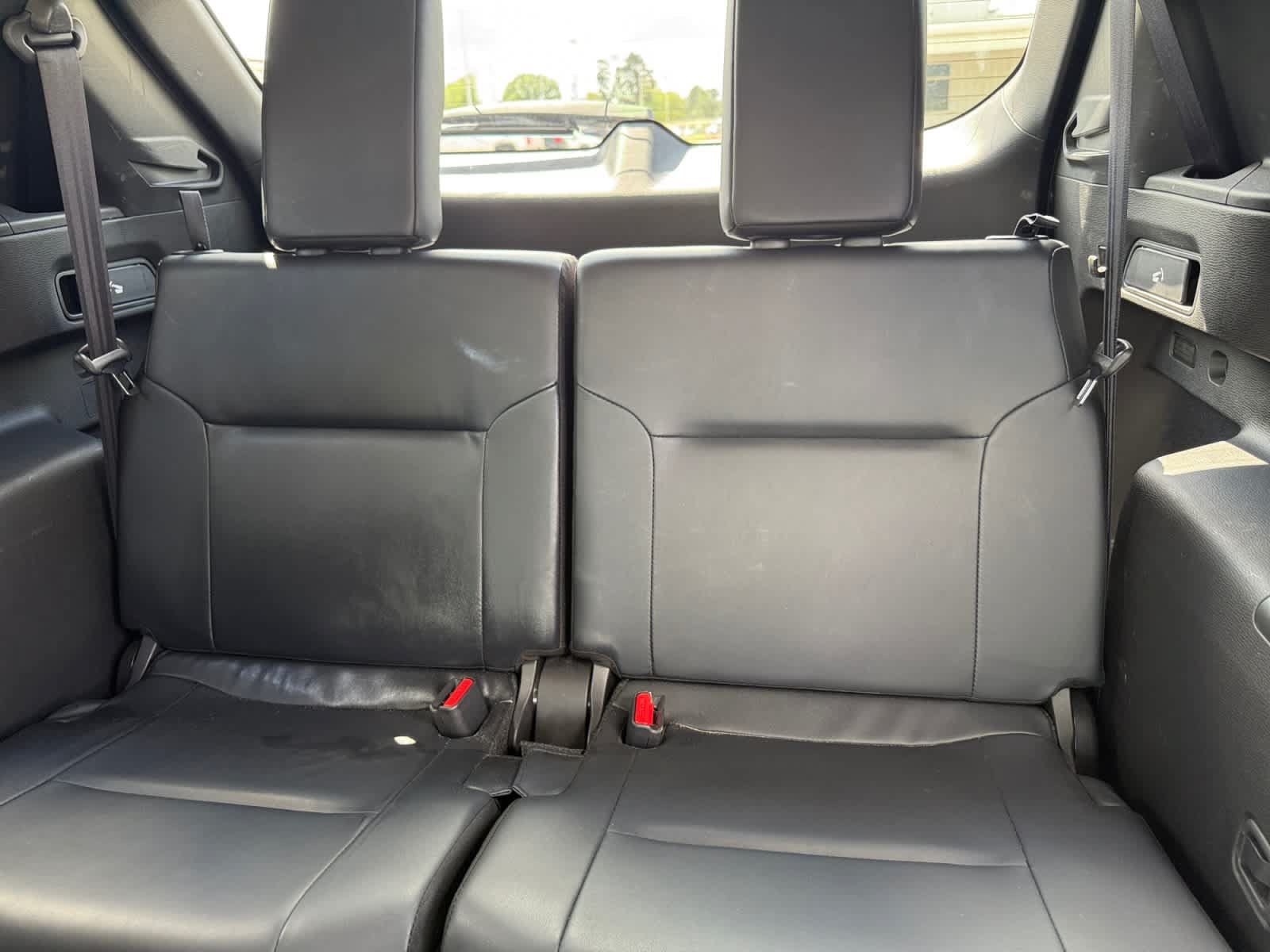 Used 2025 Mitsubishi Outlander SE AWD/4WD image 17