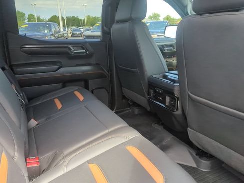 Certified 2024 GMC Sierra 1500 AT4 w/ Technology Package AWD/4WD image 16