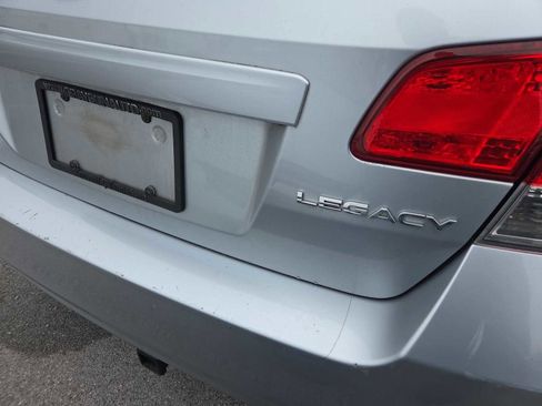 Used 2012 Subaru Legacy 2.5i w/ Popular Pkg 1 image 4