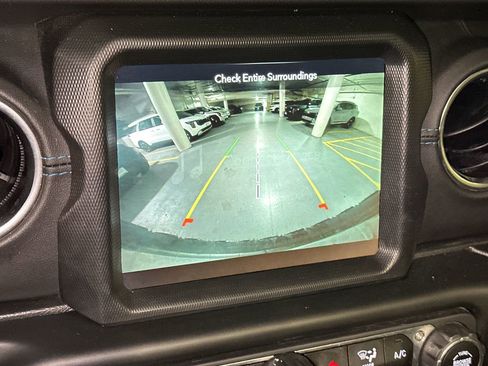 Used 2021 Jeep Wrangler Unlimited Rubicon 4xe w/ Steel Bumper Group AWD/4WD image 26