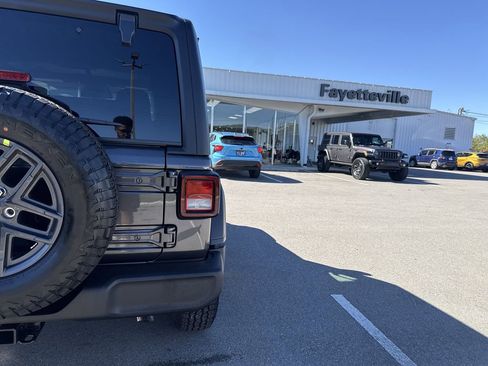 New 2026 Jeep Wrangler Sport AWD/4WD image 32
