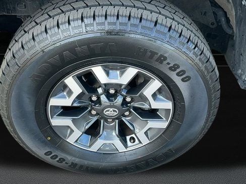 Used 2023 Toyota Tacoma TRD Off-Road w/ Technology Package image 10