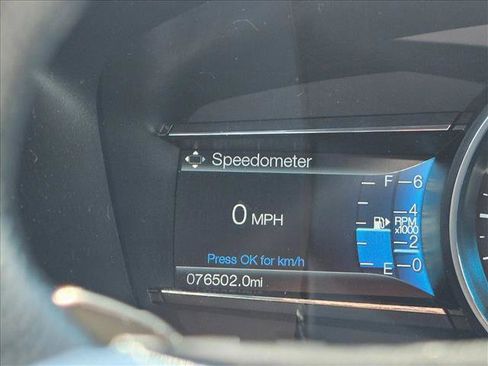 Used 2017 Ford Explorer XLT w/ Equipment Group 202A AWD/4WD image 9