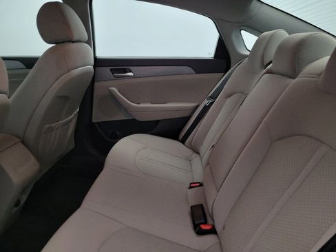 Used 2018 Hyundai Sonata SEL FWD image 18
