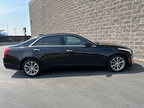 Used 2017 Cadillac CTS Luxury RWD image 5