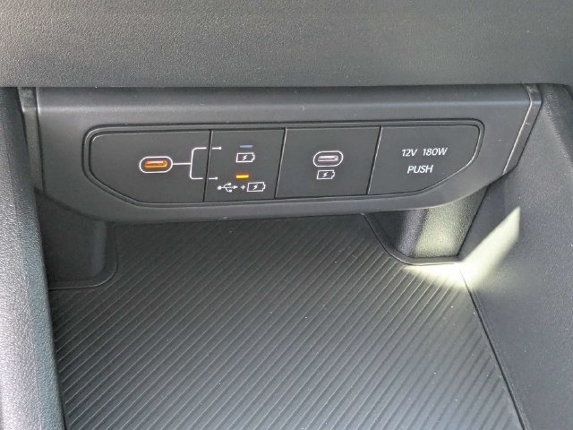 New 2027 Kia K4 FWD image 21