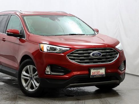 Used 2020 Ford Edge SEL w/ Convenience Package image 2