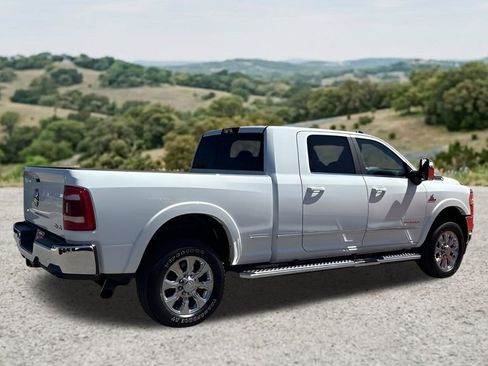 Used 2024 RAM 2500 Limited AWD/4WD image 11