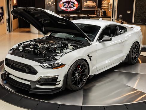 Used 2022 Ford Mustang GT Premium w/ GT Performance Package RWD image 6
