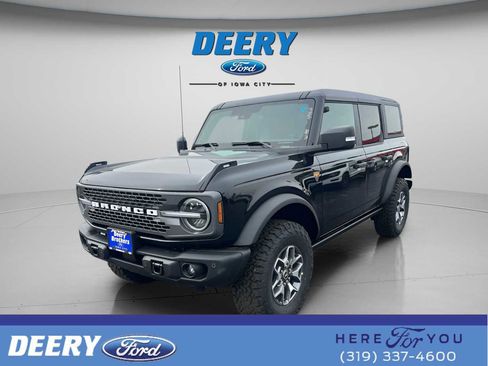 New 2025 Ford Bronco Badlands image 4