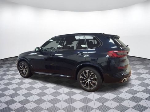 Used 2019 BMW X5 xDrive40i w/ M Sport Package image 3