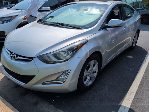 Used 2016 Hyundai Elantra Value Edition FWD image 2
