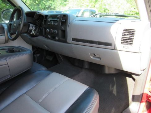 Used 2008 GMC Sierra 1500 W/T w/ Work Truck Preferred Package RWD image 13