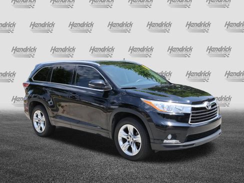 Used 2015 Toyota Highlander Limited FWD image 2