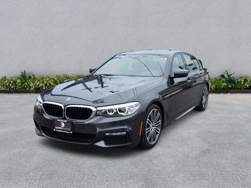 Used 2018 BMW 540i xDrive w/ M Sport Package AWD/4WD image 2