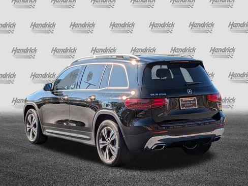Used 2026 Mercedes-Benz GLB 250 image 8
