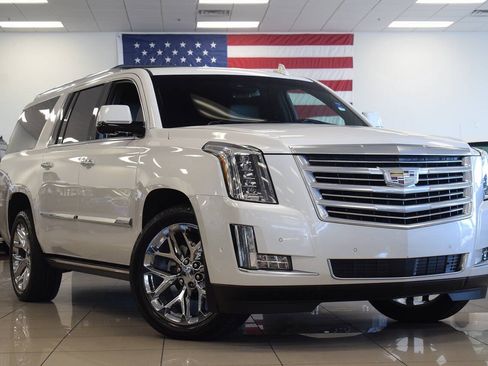 Used 2019 Cadillac Escalade ESV Platinum AWD/4WD image 1