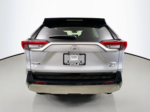 Used 2025 Toyota RAV4 XSE image 6