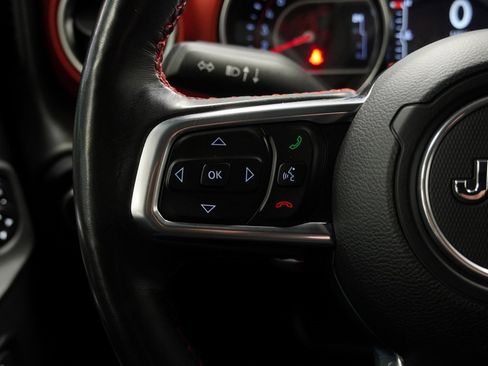 Certified 2022 Jeep Wrangler Unlimited Rubicon w/ Cold Weather Group image 33