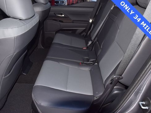 Used 2026 Lexus GX 550 image 14