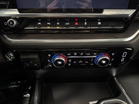 New 2026 GMC Sierra 1500 SLT w/ SLT Premium Plus Package image 22