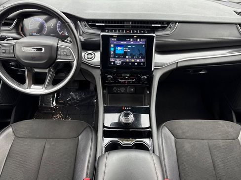 Used 2022 Jeep Grand Cherokee Altitude image 21