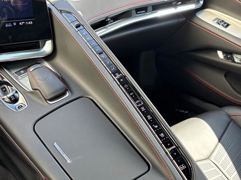 Used 2020 Chevrolet Corvette Stingray Premium Cpe w/ 3LT Preferred Equipment Group image 27